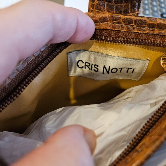 Zitomer Cosmetic Clutch - Cris Notti - Picture 3 of 11